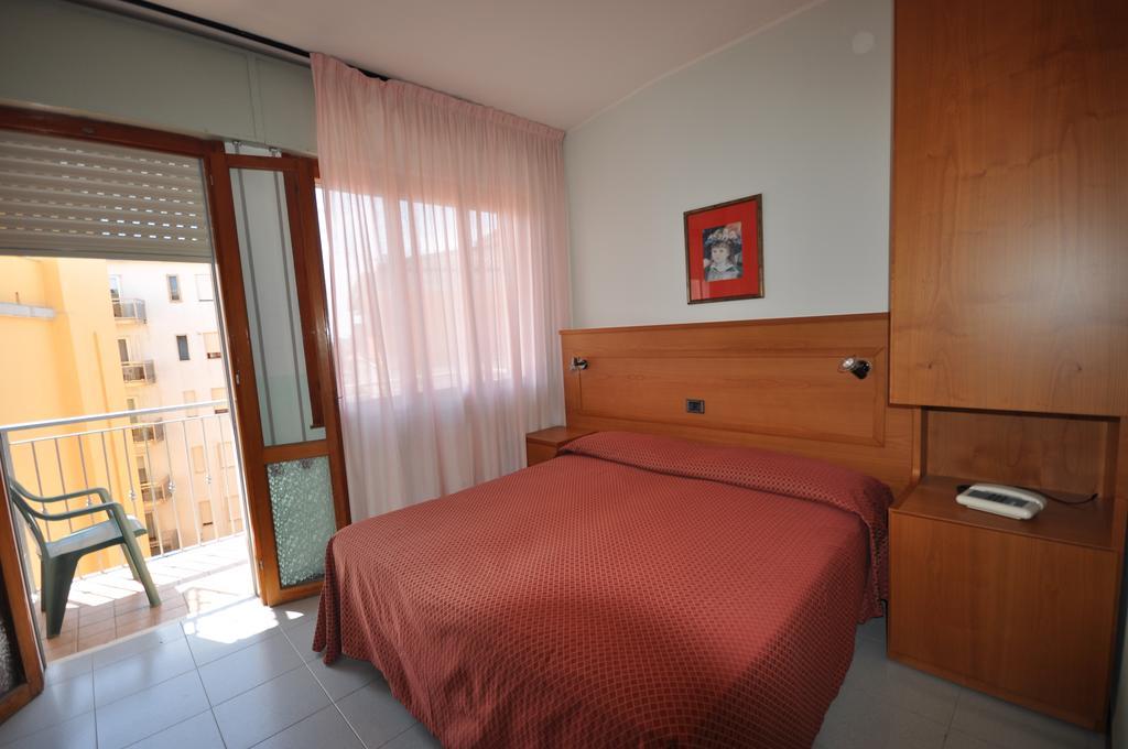 Real Hotel 3*